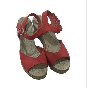 Crocs Hanalei Red Sandals Wedge Canvas Upper Ankle Strap Size Women 10